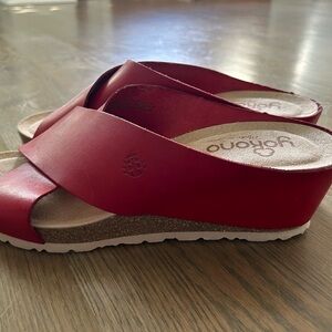 Yokono Candela Red Leather Wedge Heel Slide Like New Size 9.5
